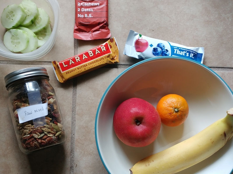 Healthy Snacks to Pack When Traveling